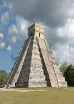 Les pyramides mayas : les secrets enfouis